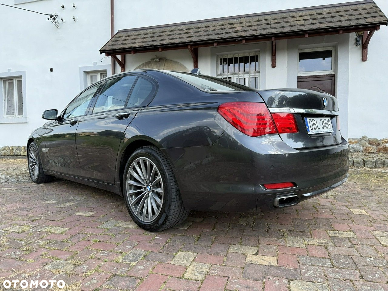 BMW Seria 7 750i - 34
