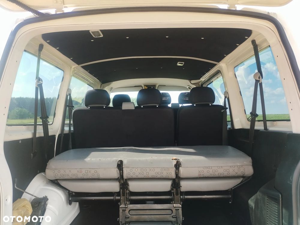 Volkswagen Transporter - 6