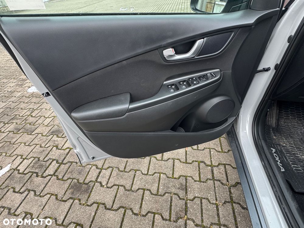 Hyundai Kona 1.6 GDI Hybrid Executive DCT - 14