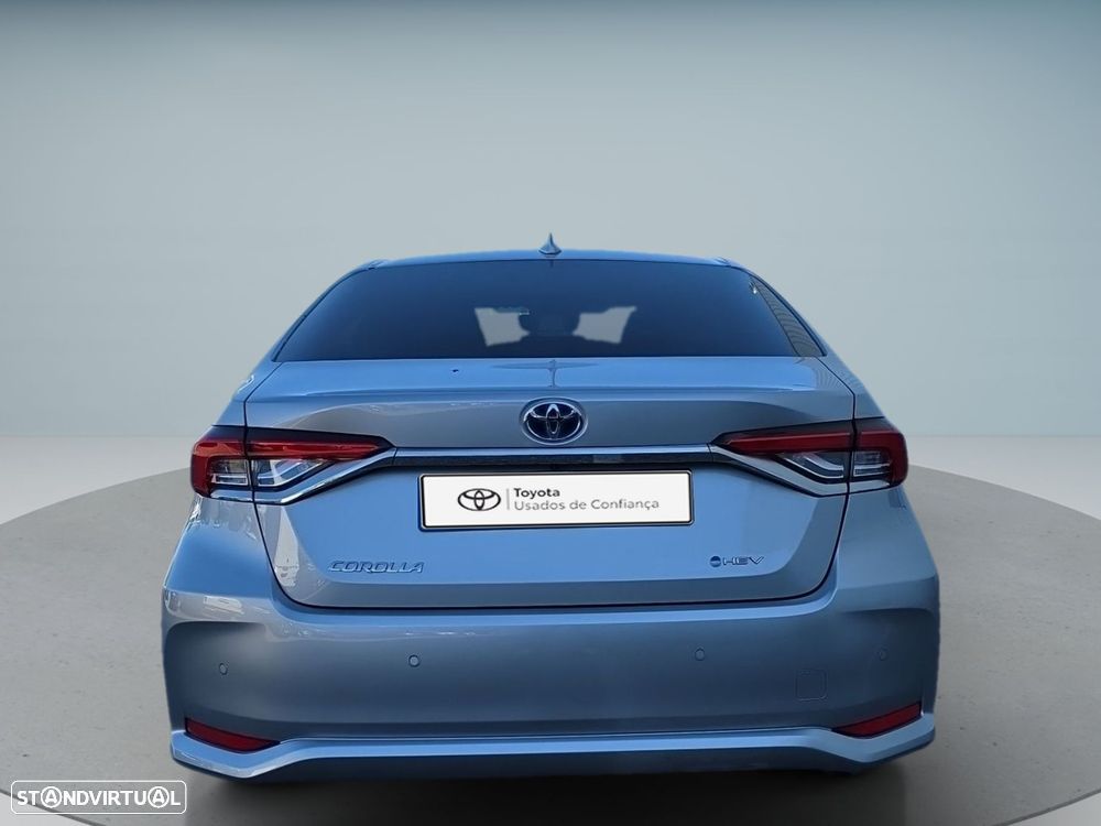 Toyota Corolla - 4