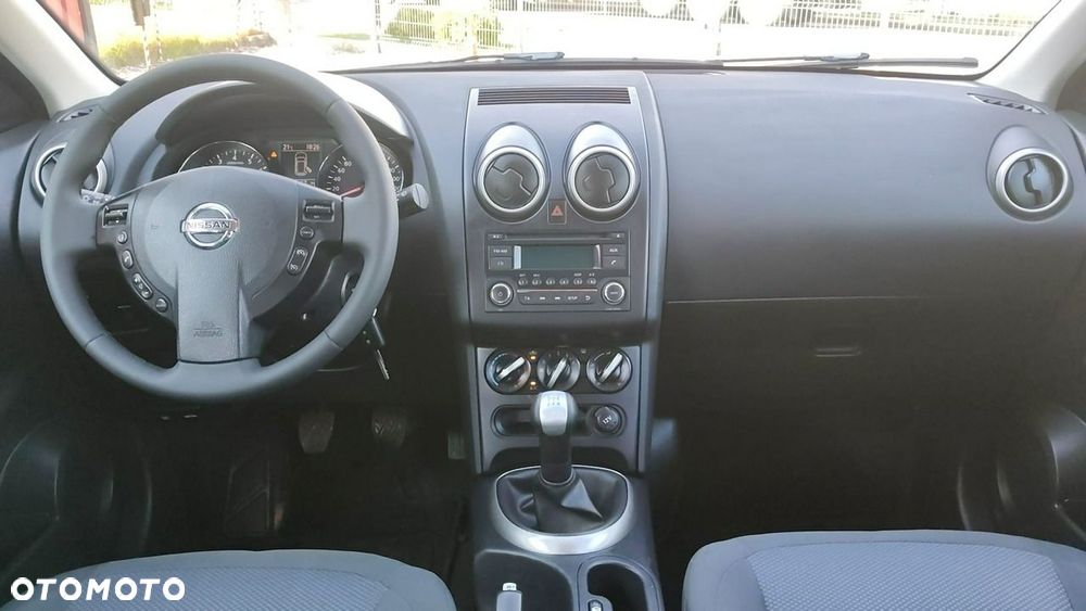 Nissan Qashqai - 14