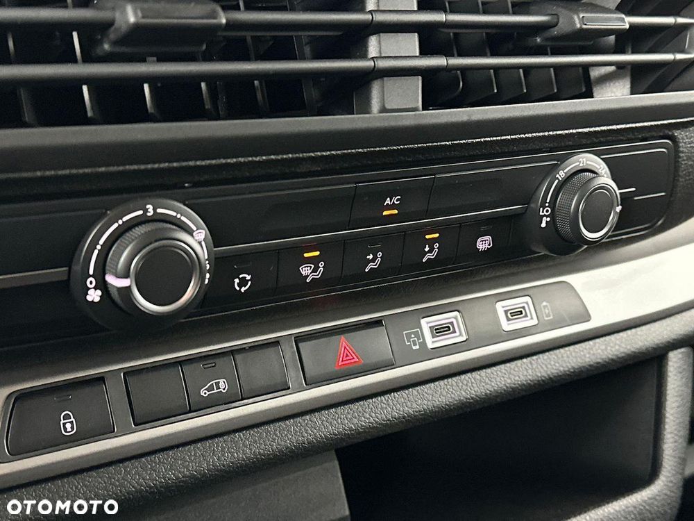 Fiat Scudo Furgon XL 150KM AT9 Seria 4 - 16