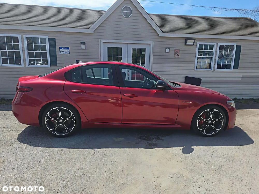 Alfa Romeo Giulia - 2