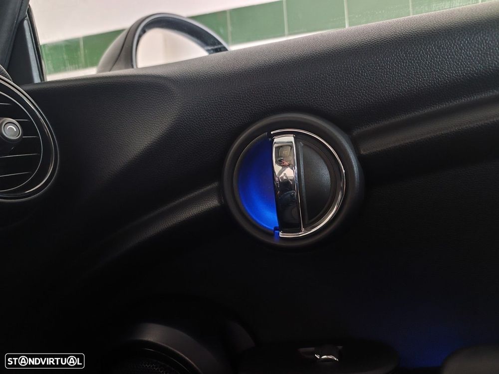 MINI 3 Portas One - 25