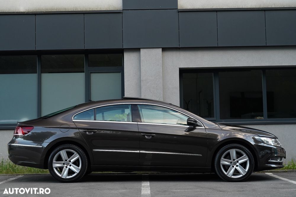 Volkswagen Passat CC - 24