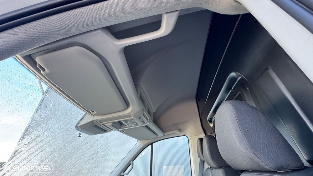 VW Crafter 35 2.0 TDI L5 H3 - 39