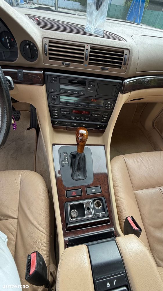 BMW Seria 7 - 14