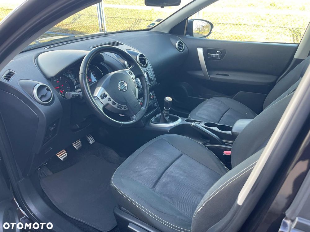 Nissan Qashqai 2.0 dCi DPF I-Way - 11