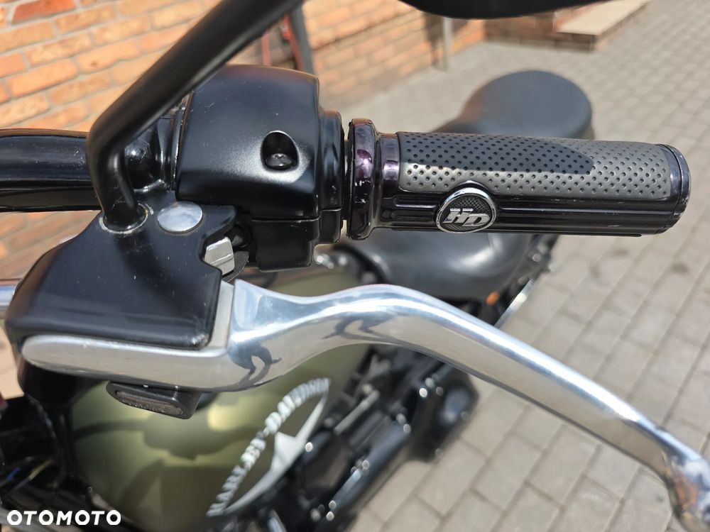 Harley-Davidson Softail Slim - 17