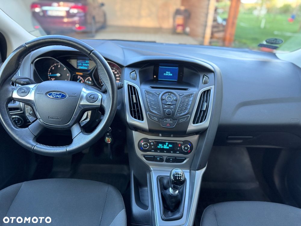 Ford Focus - 11