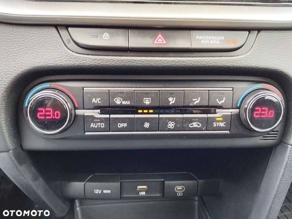 Kia XCeed 1.5 T-GDI M DCT - 19