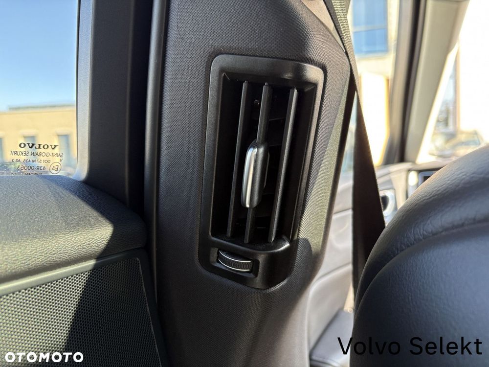 Volvo XC 60 - 25