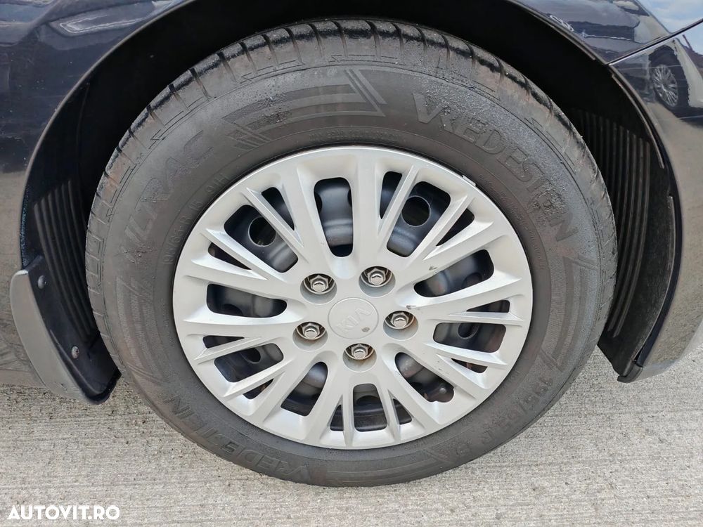 Kia Ceed 1.6 GDI SW Vision - 9