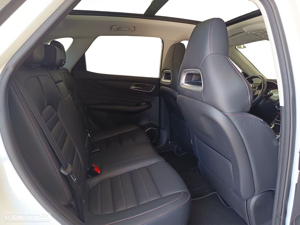 MG EHS 1.5 T-GDI Plug-in Hybrid Luxury - 24