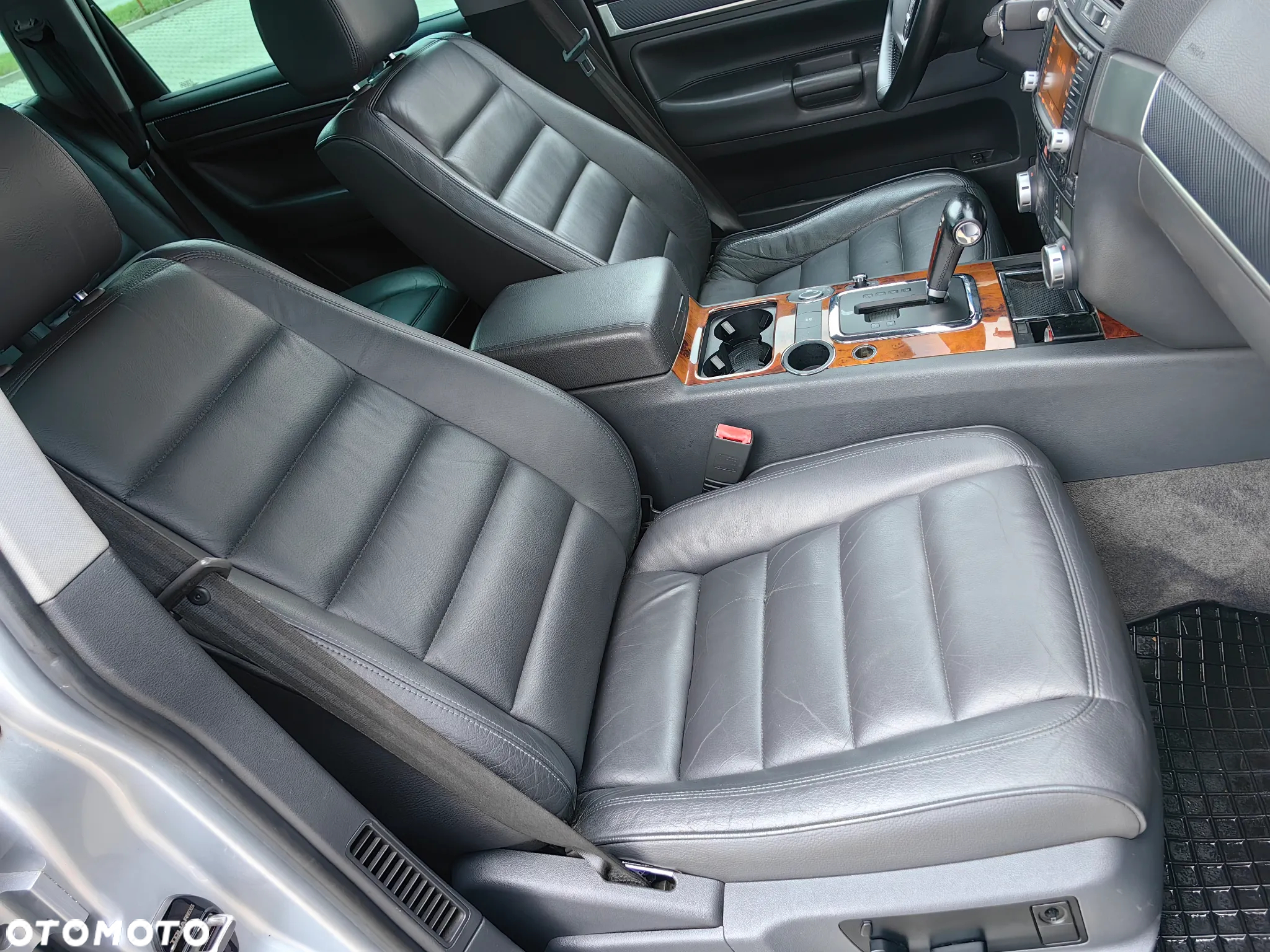 Volkswagen Touareg 4.2 V8 Automatik - 20