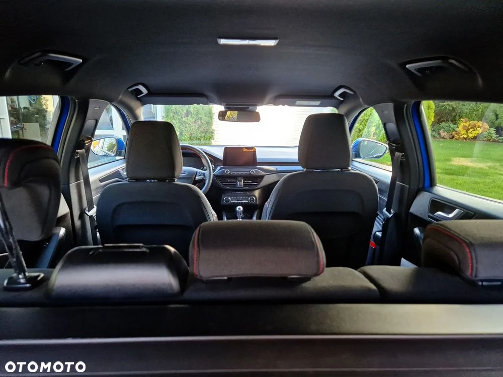 Ford Focus Turnier 1.5 EcoBoost Start-Stopp-System ST-LINE - 26