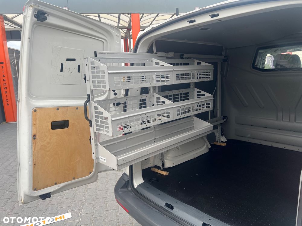 Volkswagen Transporter - 15