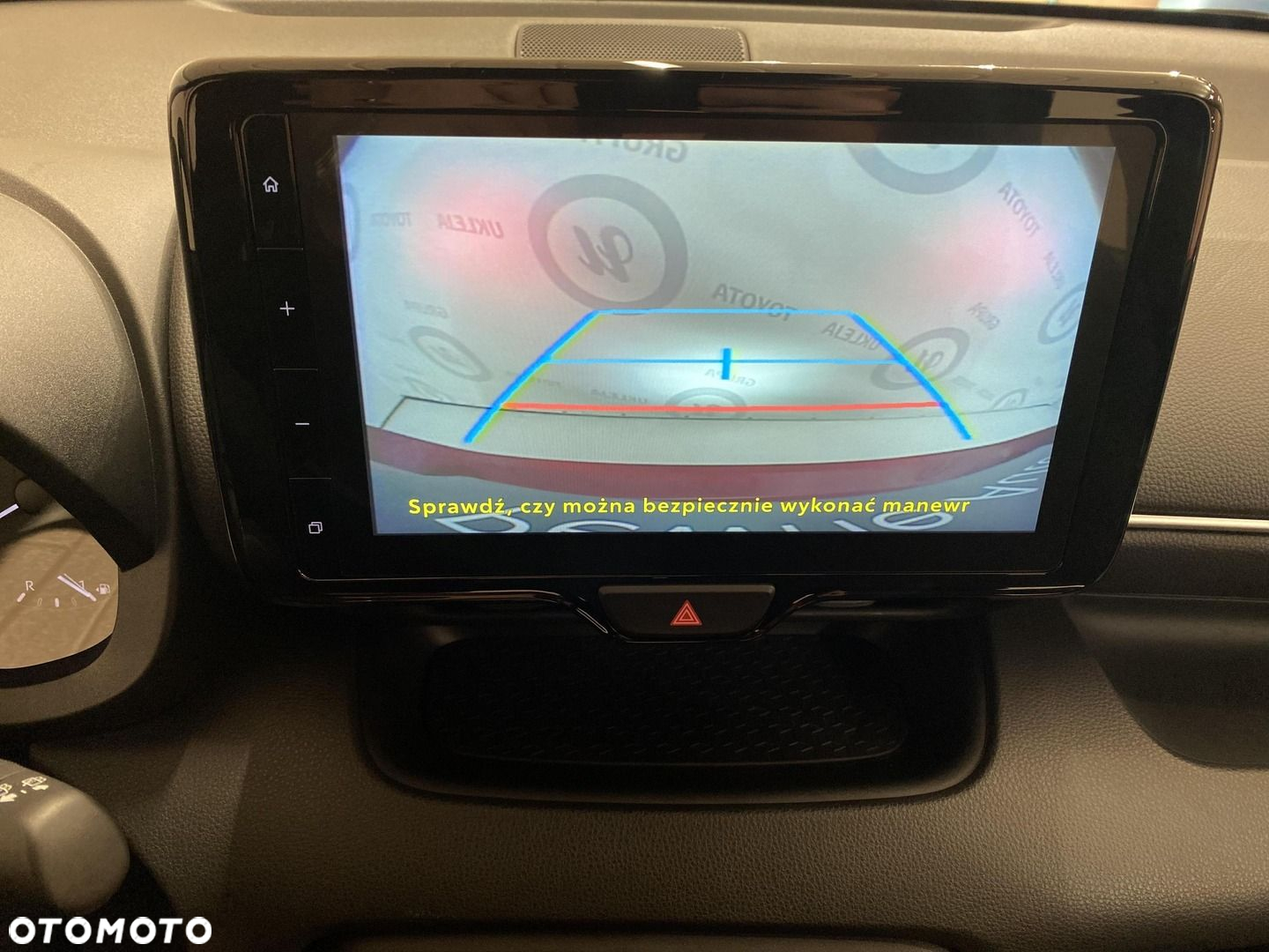 Toyota Yaris Hybrid 1.5 Comfort - 17