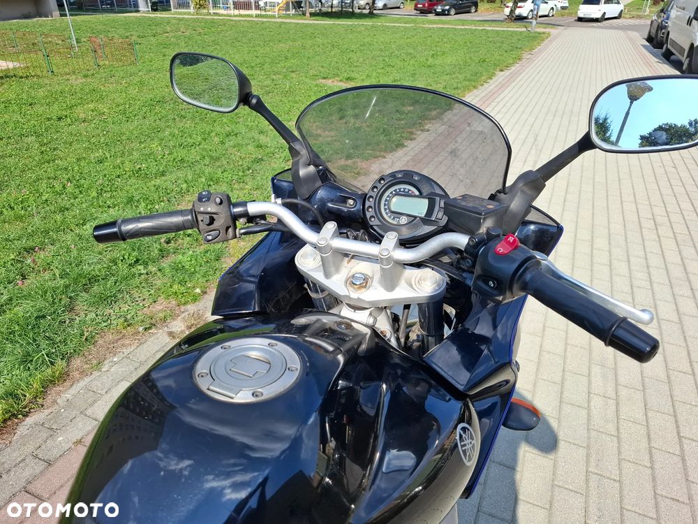 Yamaha FZ6 - 24