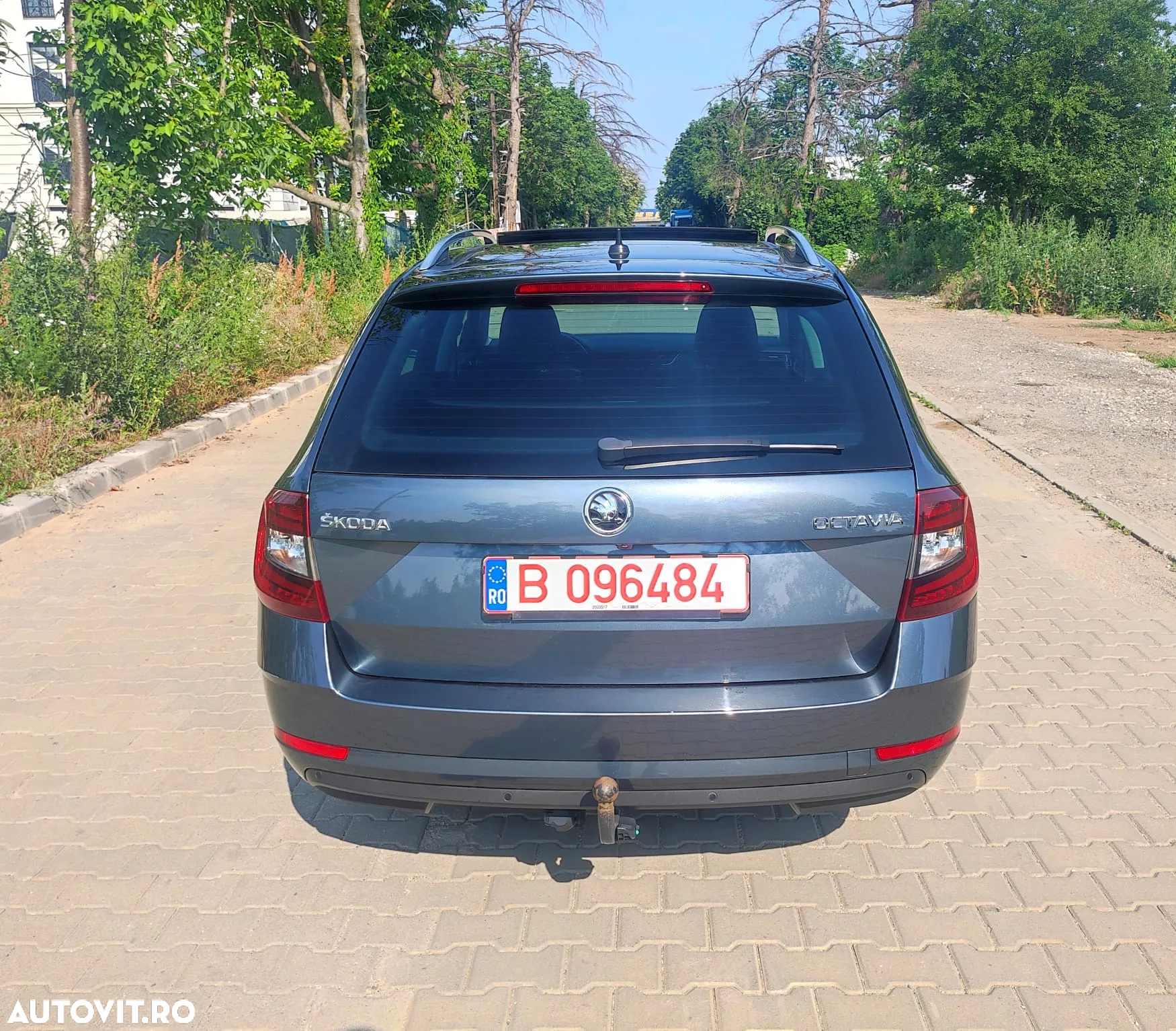Skoda Octavia Combi Diesel 1.6 TDI Style - 4