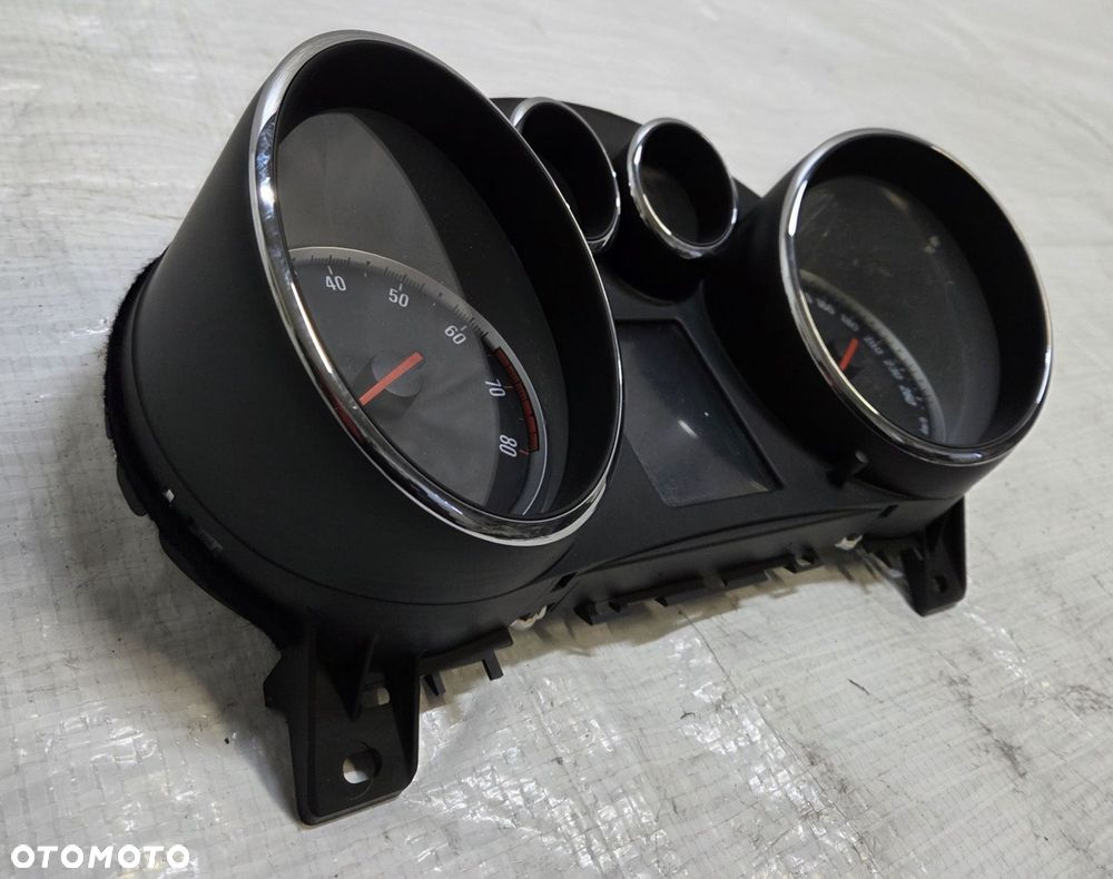 LICZNIK ZEGARY OPEL  ZAFIRA C EUROPA 13460583 - 3