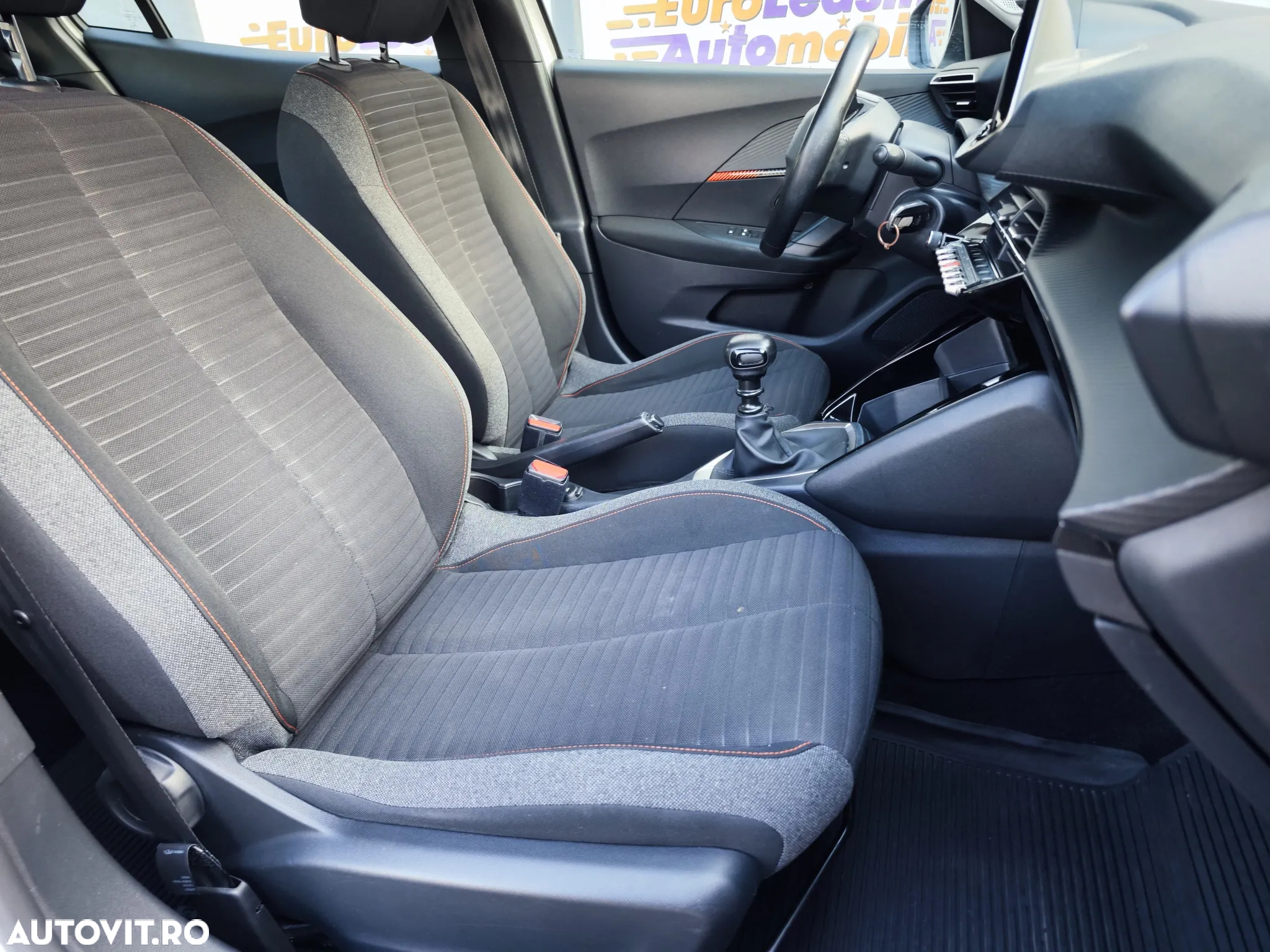 Peugeot 2008 - 17