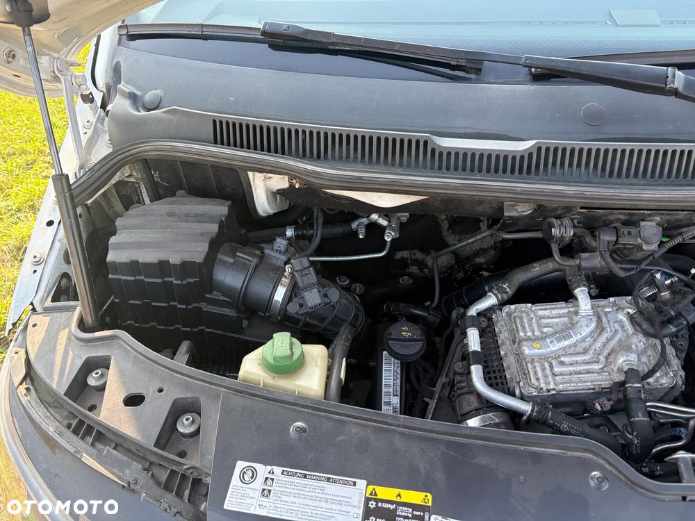 Volkswagen Multivan - 22
