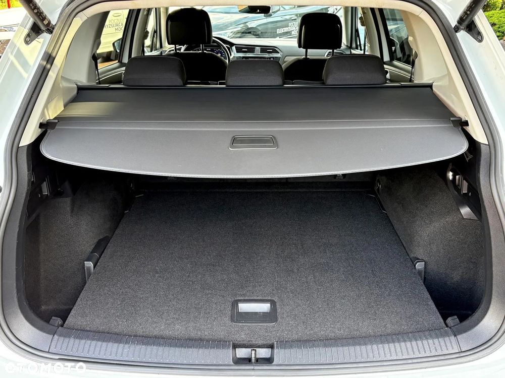 Volkswagen Tiguan Allspace 1.5 TSI EVO Life DSG - 9