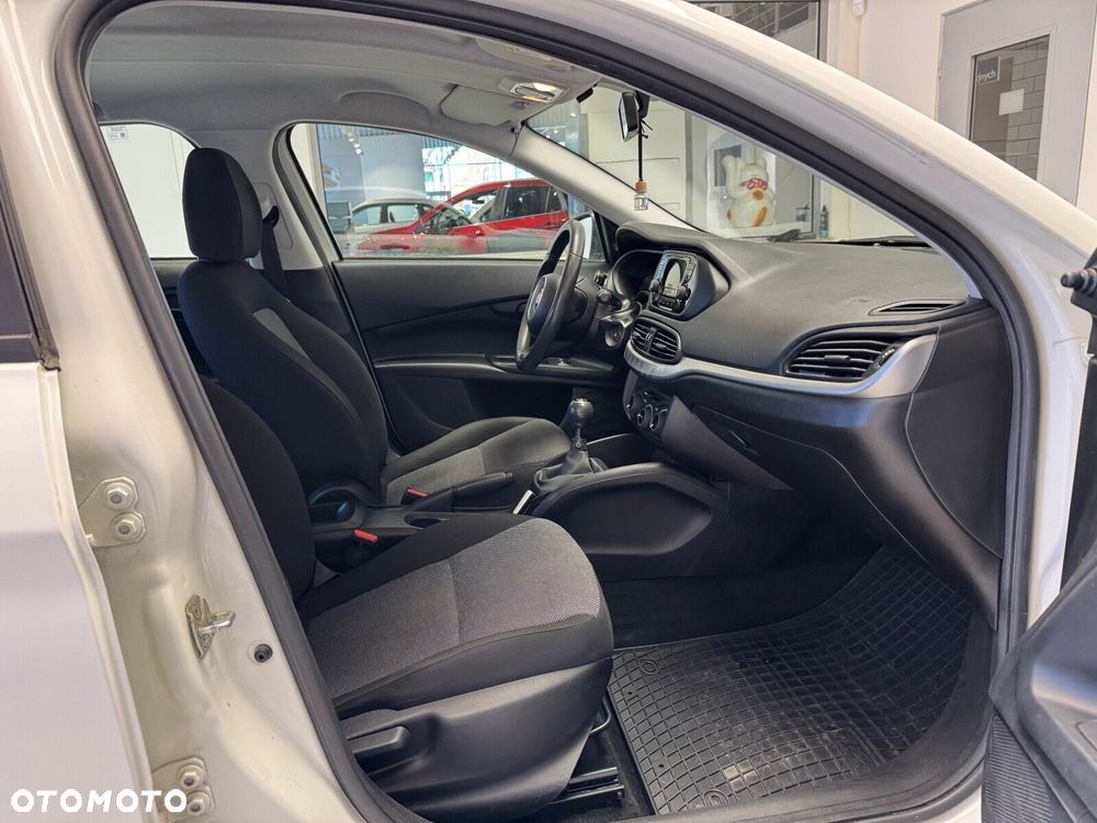 Fiat Tipo 1.4 16V Pop - 10