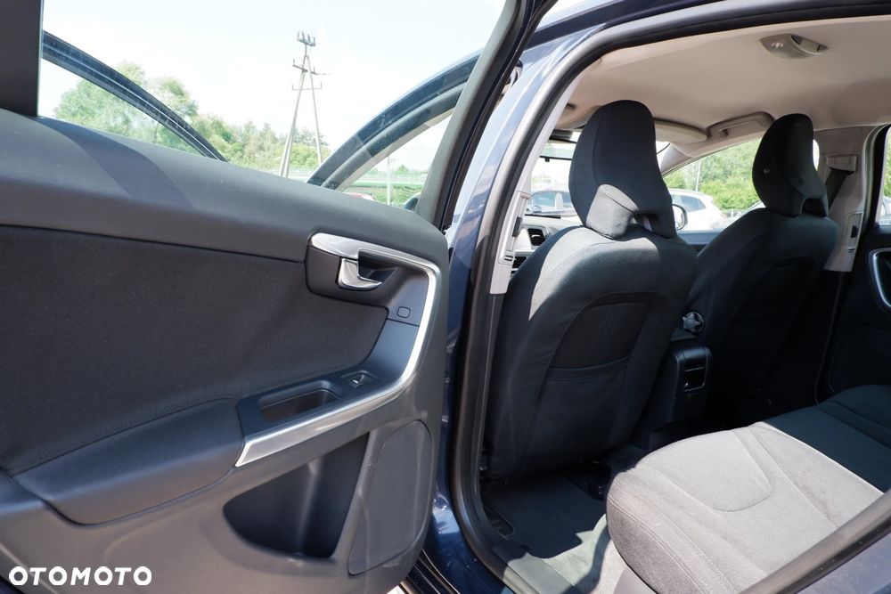 Volvo S60 2.0T Kinetic - 27