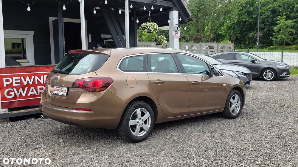 Opel Astra 1.4 T Cosmo - 3