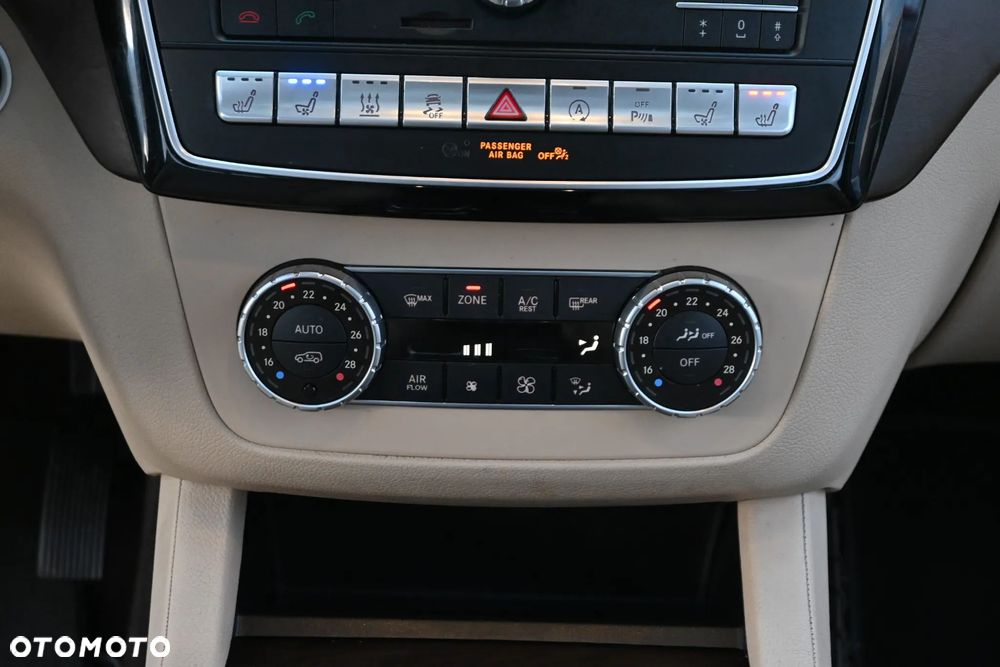 Mercedes-Benz GLS - 38