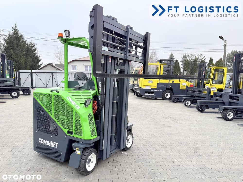 Combilift WÓZEK CZTEROKIERUNKOWY - WIELOKIERUNKOWY | COMBILIFT CB3000 | DIESEL | TRIPLEX 5500MM | POZYCJONER WIDEŁ | PRZESUW WIDEŁ | WOLNY SKOK | STAN IDEALNY | Szeroka oferta wózków czterokierunkowych i bocznych, dopasowanych do różnorodnych potrzeb i zastosowań - 20