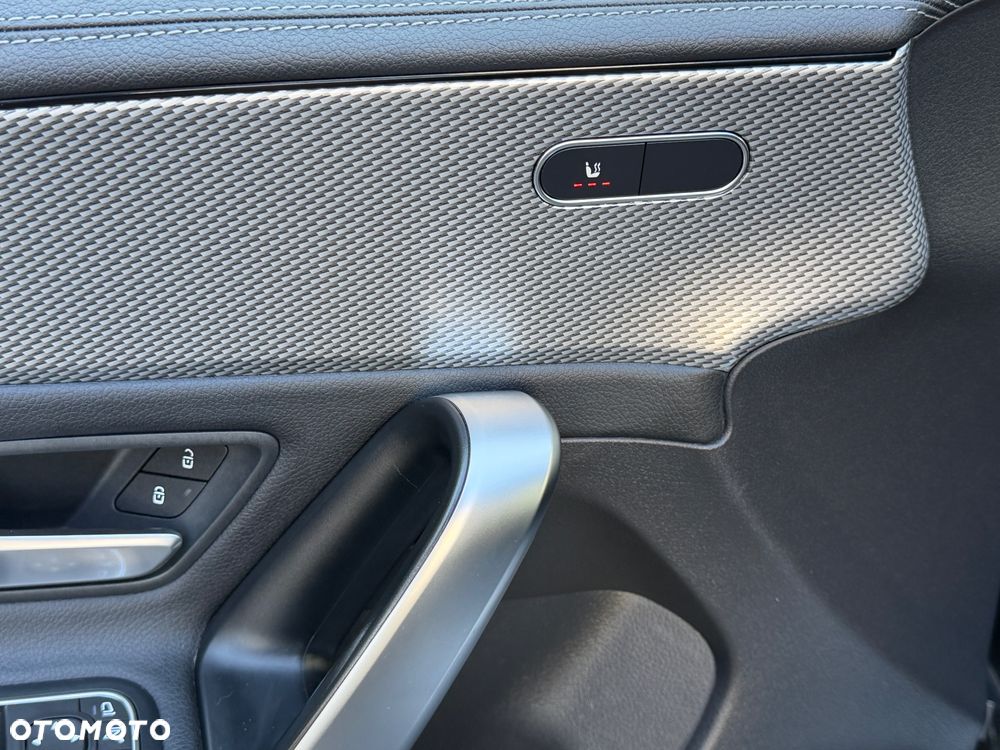 Mercedes-Benz CLA - 9