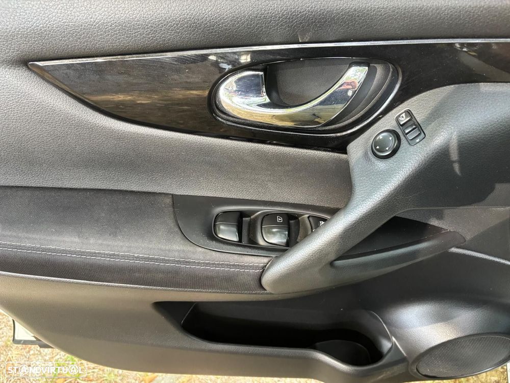 Nissan Qashqai 1.6 dCi Tekna Xtronic - 30