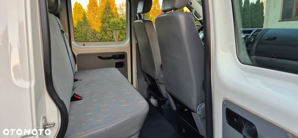 Volkswagen T5 - 29