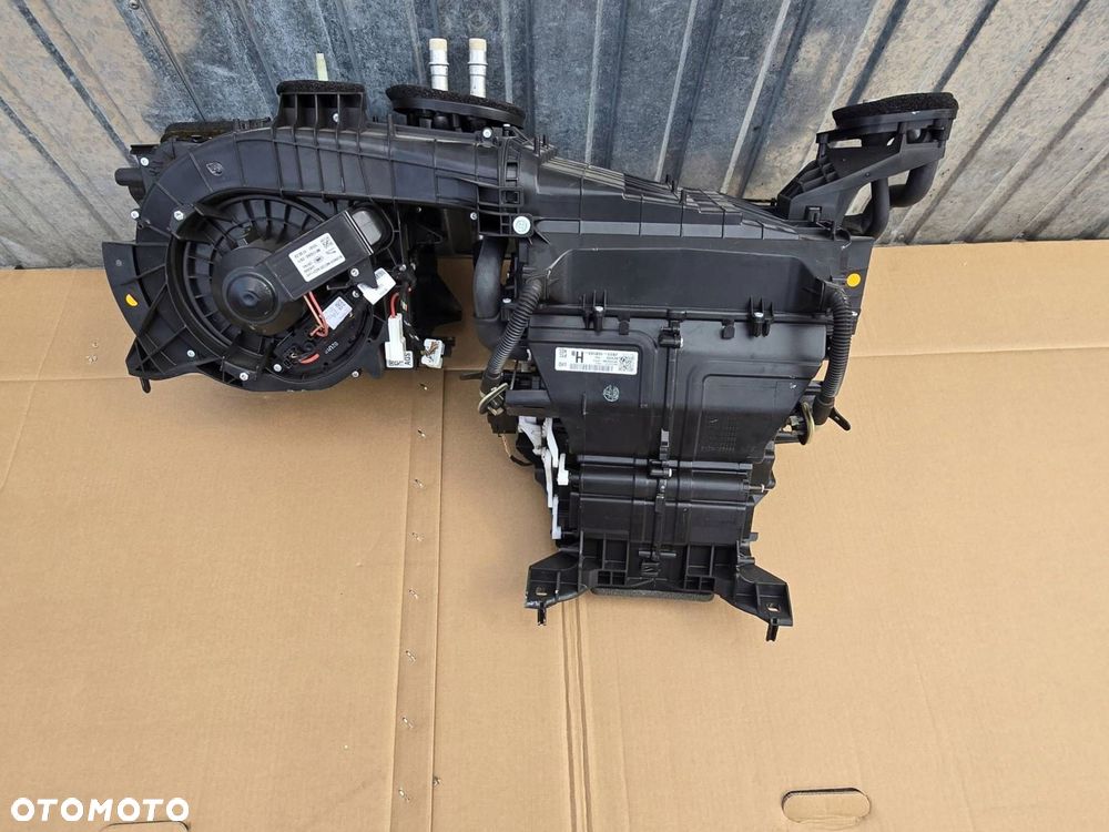 nagrzewnica kompletna jx63-19b555 jaguar xe 2015-2019 - 1
