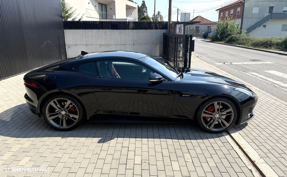 Jaguar F-Type 2.0 i4 R-Dynamic Black - 17