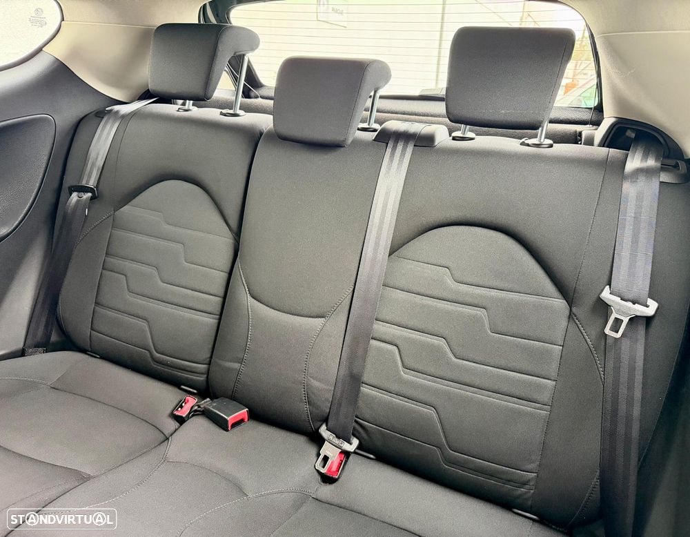 Alfa Romeo MiTo 1.3 JTD Distinctive S&S - 10