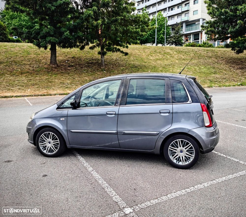 Lancia Musa 1.3 Multijet 16v DPF Auto Platinum - 26