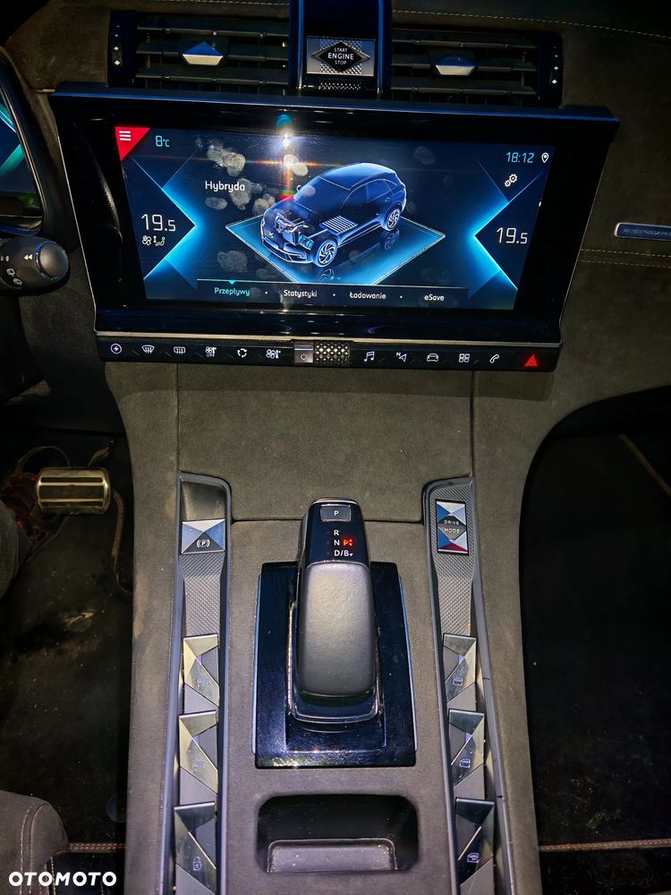 DS Automobiles DS 7 Crossback 1.6 E-Tense Performance Line + - 17