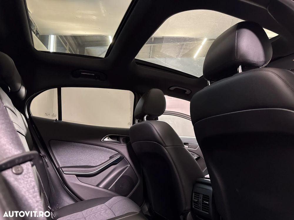 Mercedes-Benz GLA 200 d 4MATIC Aut. - 24