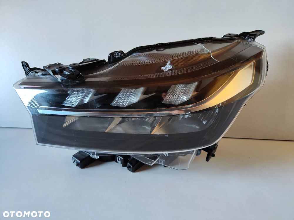 Reflektor Lewy przedni STANLEY W6429 LAMPA Suzuki SX4 s-cross - 1