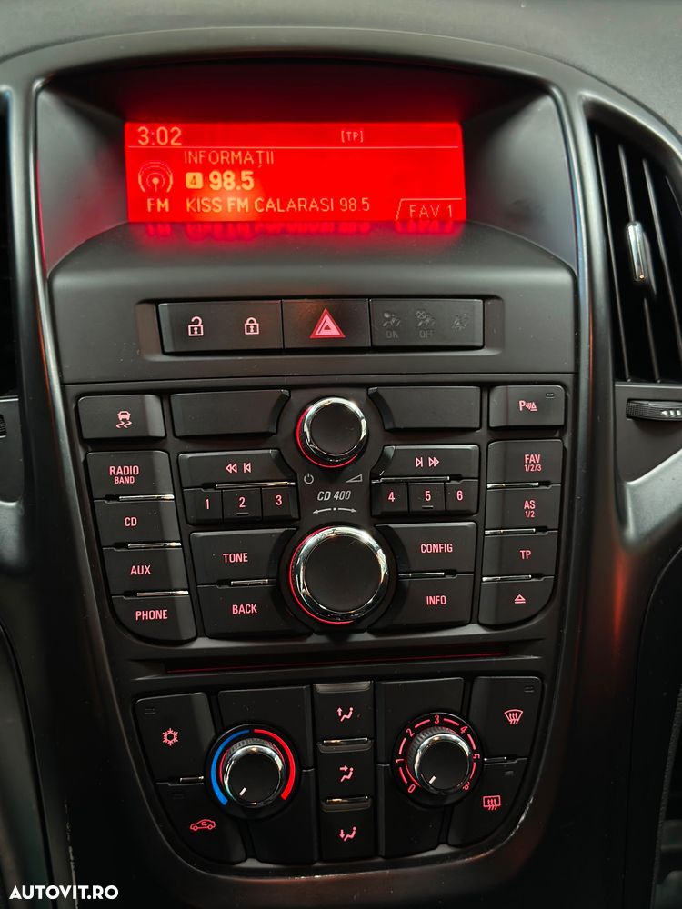 Opel Astra - 12