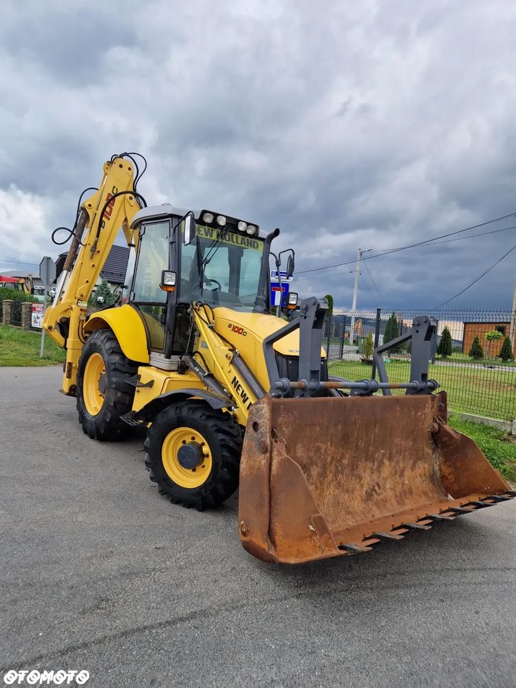 New Holland B100C - 1