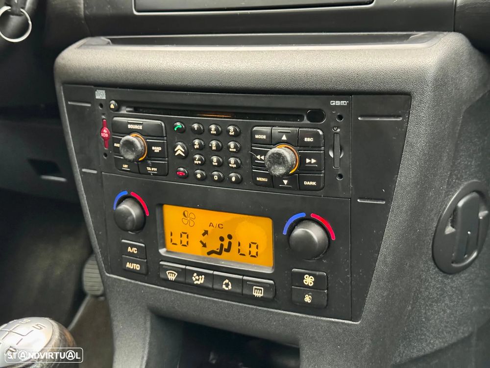 Citroën C4 1.6 HDi FAP Exclusive - 28