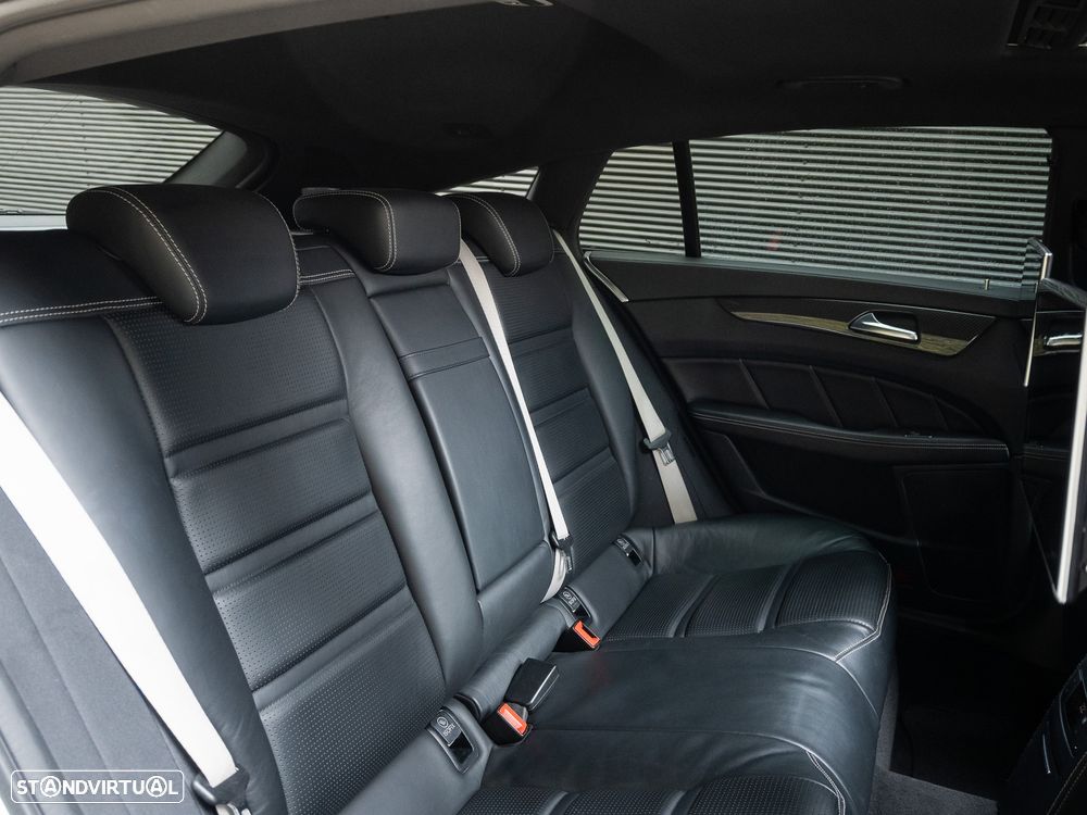Mercedes-Benz CLS 63 AMG S Shooting Brake 4-Matic - 24