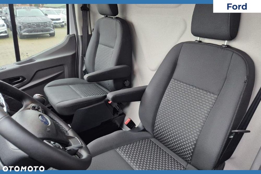 Ford Transit 350 L2H2 Trend 2.0 130KM - 10