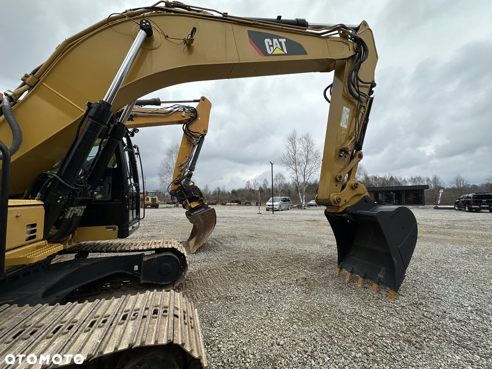 Caterpillar 320 FL tok 2017 kamery 360 stan wzorowy klepka 700mm koparka gąsienicowa 22 tony 122kW - 16