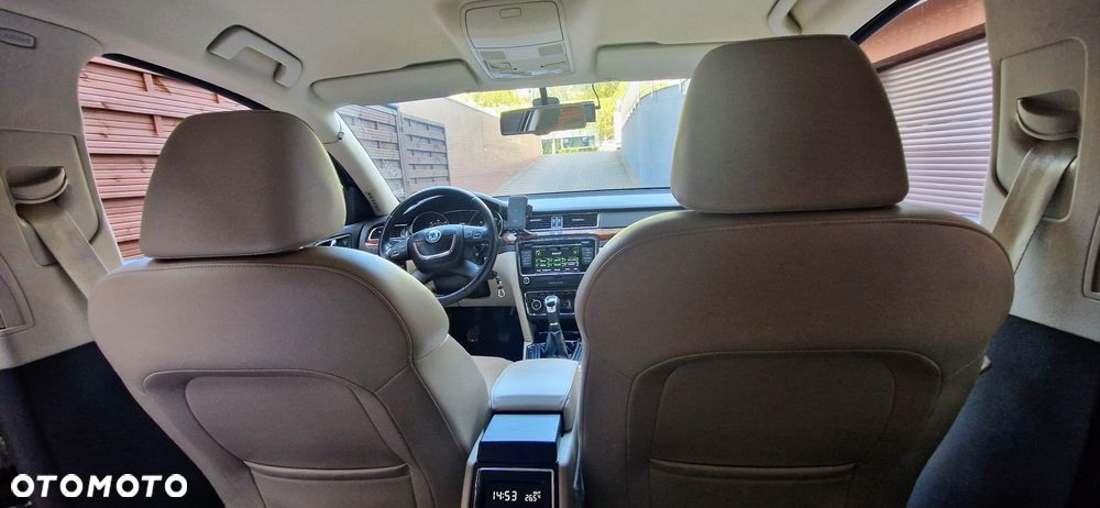 Skoda Superb 1.8 TSI Elegance - 14